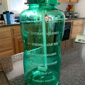 Water bottle